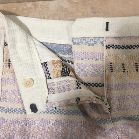 BCBGMaxAzria Women’s Shorts - Picture 5 of 5